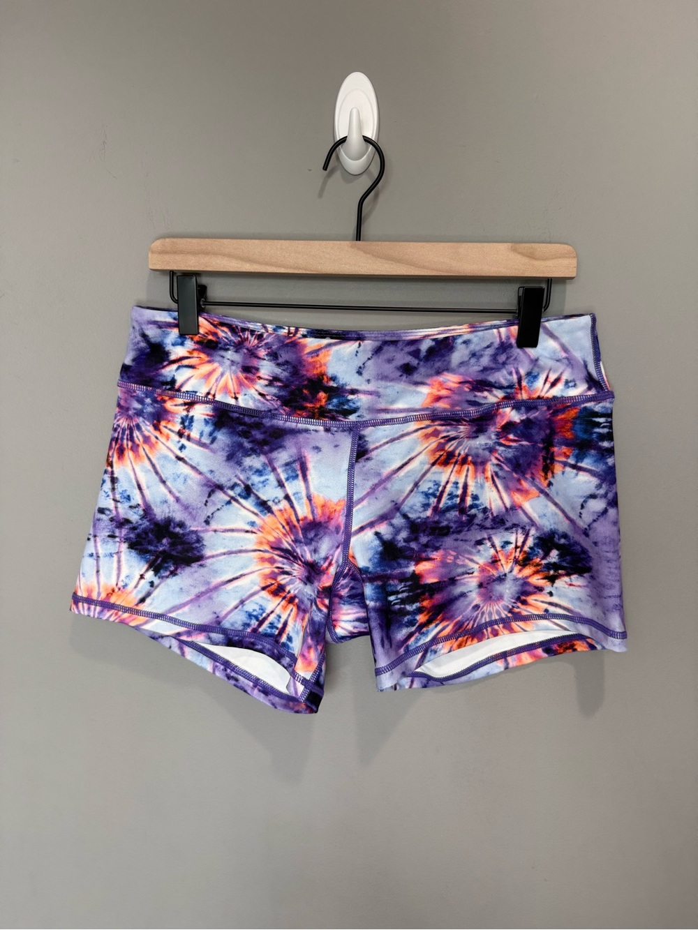Born Primitive Tie Dye Compression Shorts‎ XL Purple Blue Coral Workout